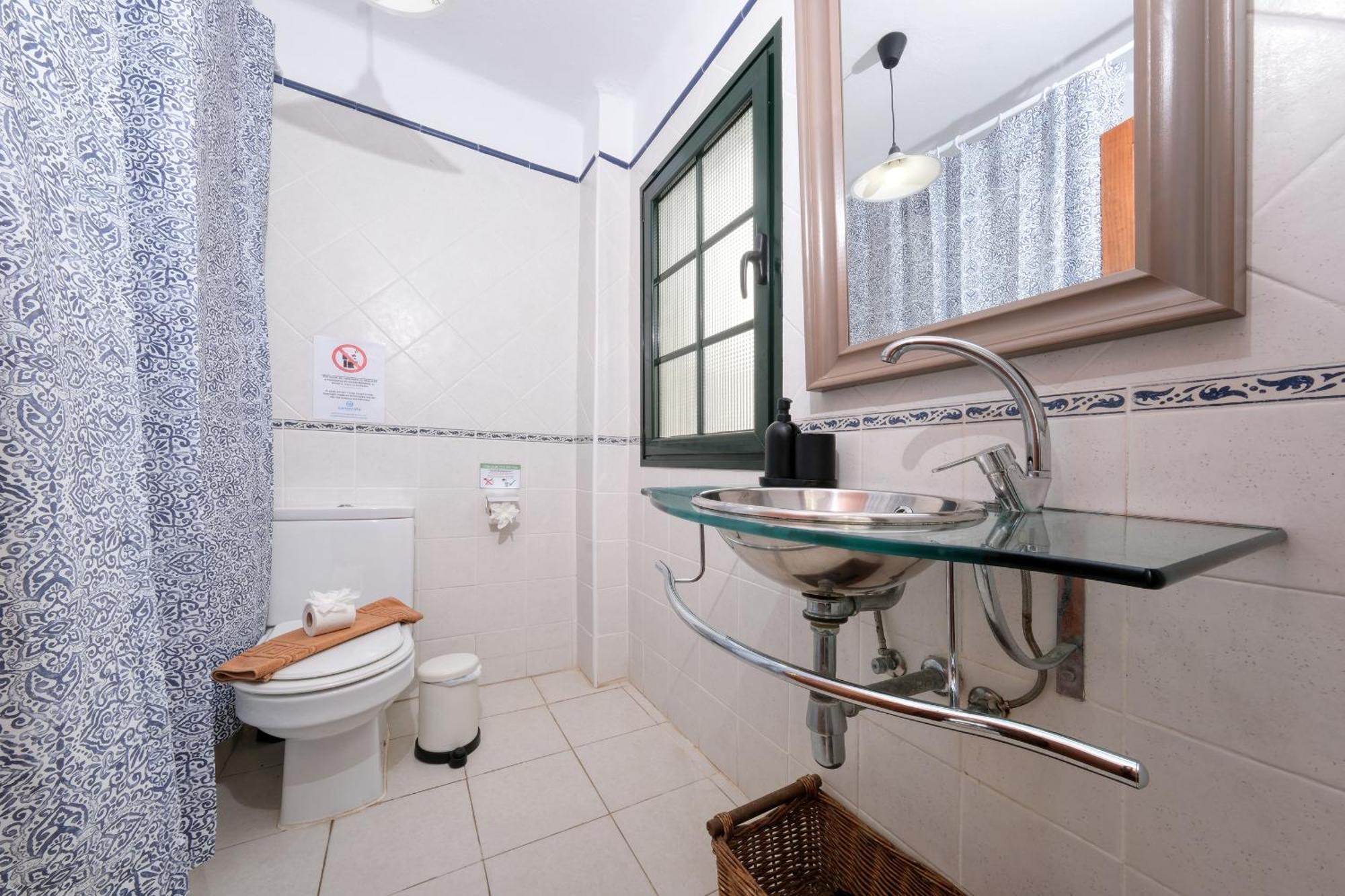 Casa Hibiscus - Shared Pool - Close To Seafront Promenade Punta Mujeres Extérieur photo